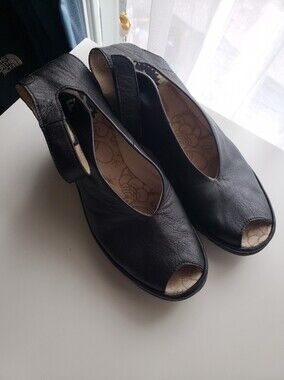 Fly London Black Leather Platform Wedge Peep-Toe Slingback Heels